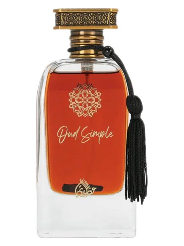 Oud Simple perfume bottle with oud wood, rose, amber and vanilla notes