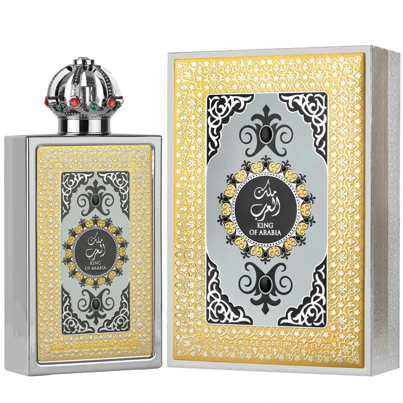 Lattafa King Of Arabia 100ml til herre En raffinert og dristig duft som kombinerer frisk frukt med varme, sensuelle noter. Den åpner med sprudlende bergamott og søt bringebær som vekker sansene. I hjertet finner du en elegant blanding av sedertre, osmanthus og orris som gir dybde og karakter. Basen av lær, vanilje og patchouli avrunder duften med en myk, luksuriøs varme som gjør inntrykk lenge etter at duften har lagt seg. Toppnoter: Bergamott, Bringebær Hjertenoter: Sedertre, Osmanthus, Orris Bunnoter: Lær, Vanilje, Patchouli